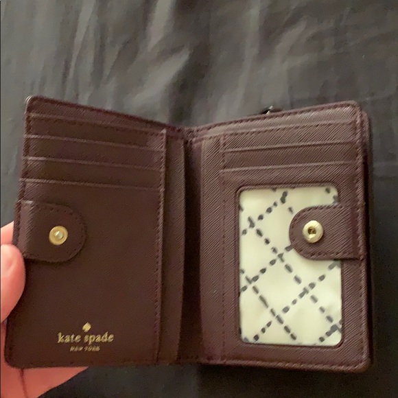 Kate Spade Wallet - Picture 2 of 9